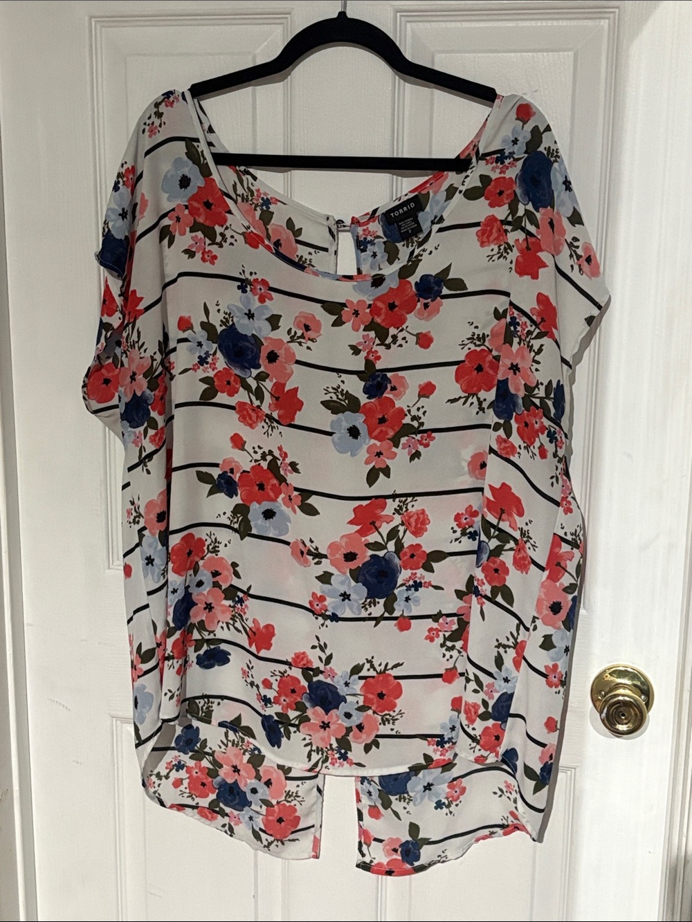 torrid White Striped Tunic with Coral, Navy & Light Blue Floral Print